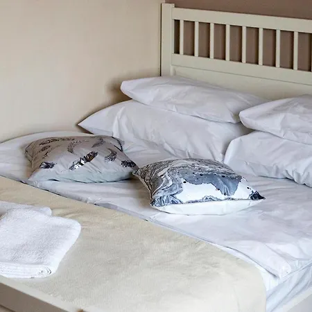 Apartment Sarmacka P&o Serviced 2 Bedrooms *